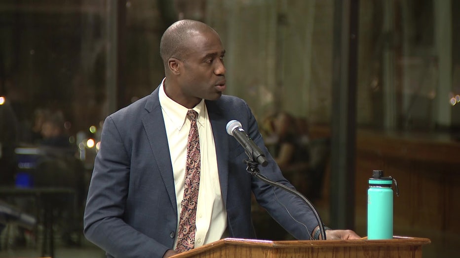 Florida State Surgeon General Dr. Joseph Lapado, a staunch opponent of fluoride in water, in Bartow Tuesday urging residents to vote for its removal.