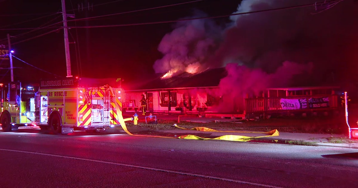 Crews battle fire at Hillsborough County smoke shop