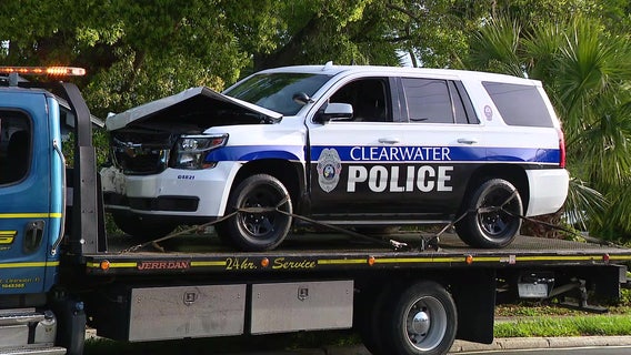 2 Clearwater police officers involved in crash Wednesday morning: CPD