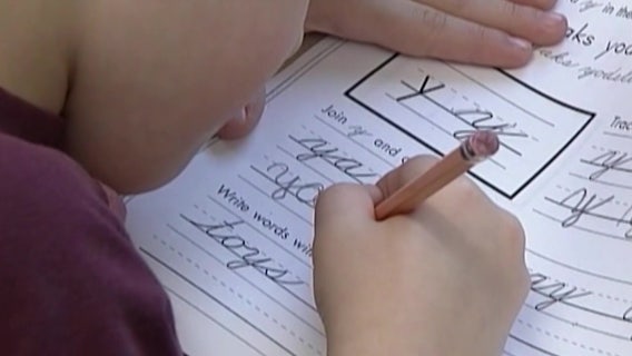 Florida bill wants to define fine print when it comes to learning cursive in schools