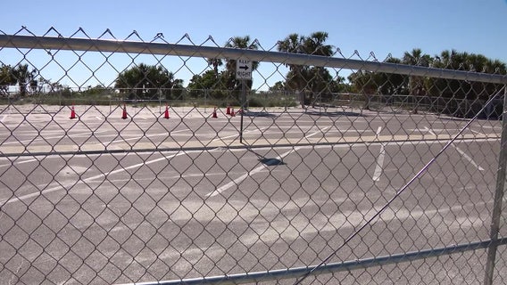 One of Treasure Island’s major parking lots remains closed as spring break season gets underway