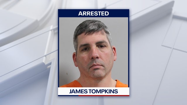 Valrico man charged with child abuse after DUI arrest with 2 kids in car: PCSO