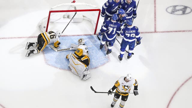 Anthony Cirelli scores twice in his 500th career game as the Lightning defeat the Penguins 6-1