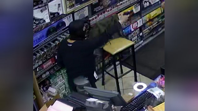 Evidence found in trash helps catch man accused of firing shot at Tampa clerk during robbery: DOJ