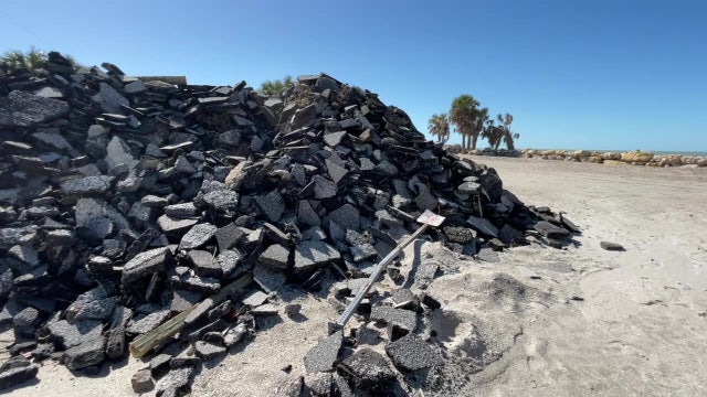 Caspersen Beach has long road to recovery after 2024 hurricane season: 'It won't stop me from coming'