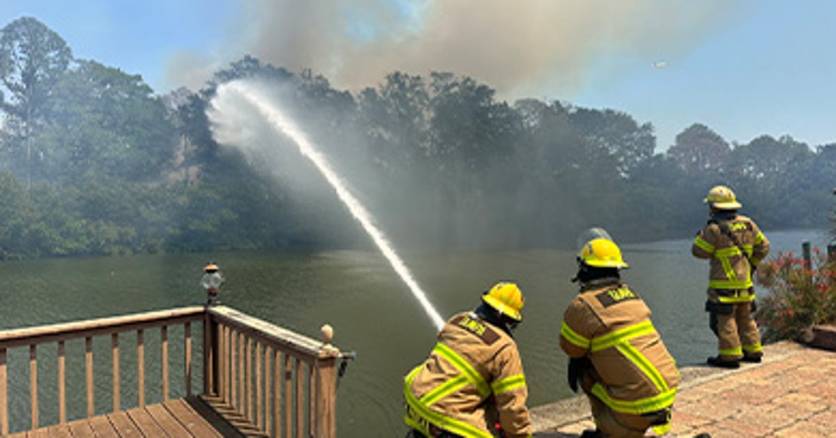 Pasco brush fire 60% contained as crews continue battling flames | FOX ...