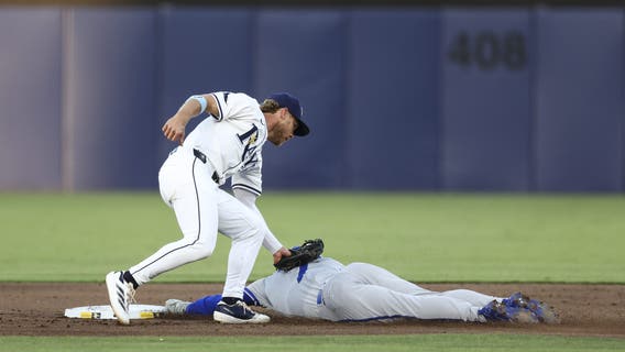 Royals’ Noah Cameron takes a no-hitter into 7th in his big league debut as KC beats the Rays 3-0