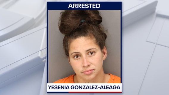 Woman arrested for attempted murder after stabbing man inside smoke shop: LPD