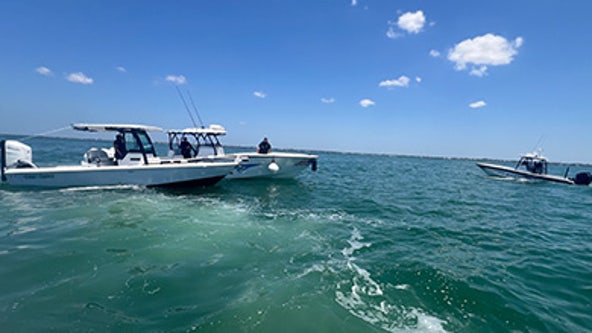 Florida boat seen going nearly 40 mph after throwing driver overboard, police say