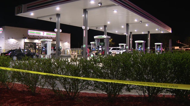 7-Eleven customer shot, killed by worker during dispute at Tampa store: TPD