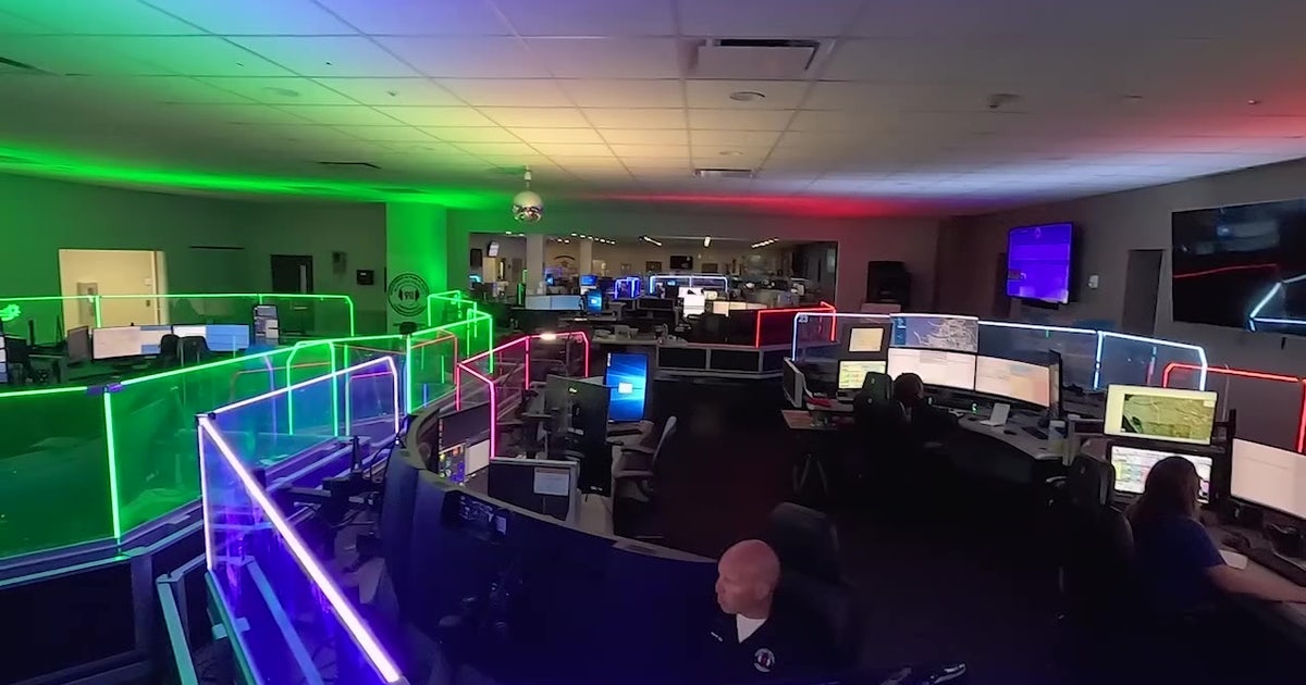 Tampa Bay 24/7: Inside Manatee County’s 911 center | FOX 13 Tampa Bay