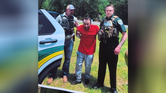 Florida man arrested after hiding in child's bedroom closet: LCSO