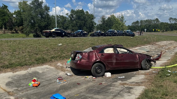 Tampa mother, son, nephew thrown from car during crash on I-75 ramp in Temple Terrace