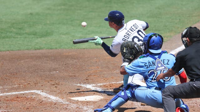 Rays rout Blue Jays 13-0 behind Lowe, Pepiot for 5-game winning streak