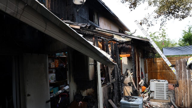 Firefighter hospitalized after battling townhome fire: HCFR
