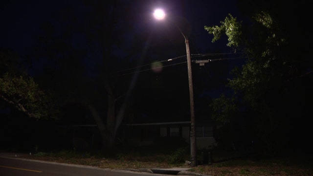 'Private' street lights create issues for safe streets after hurricane vacancies