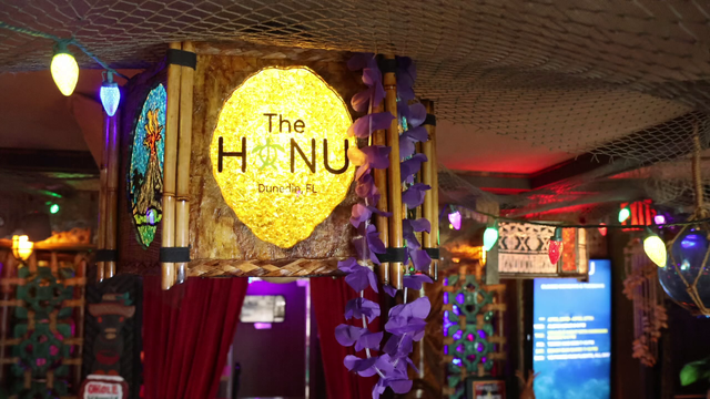 Dunedin restaurant makes you feel like you're in Hawaii