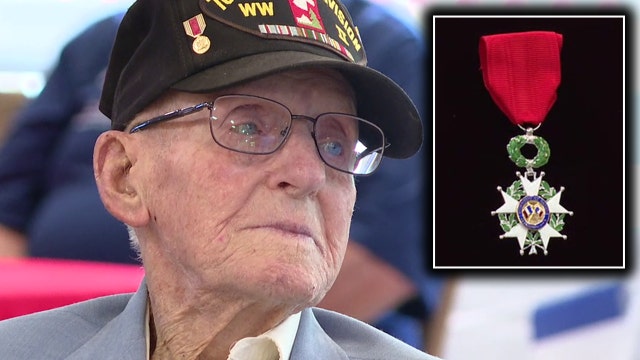 Manatee County World War II veteran receives highest honor from France