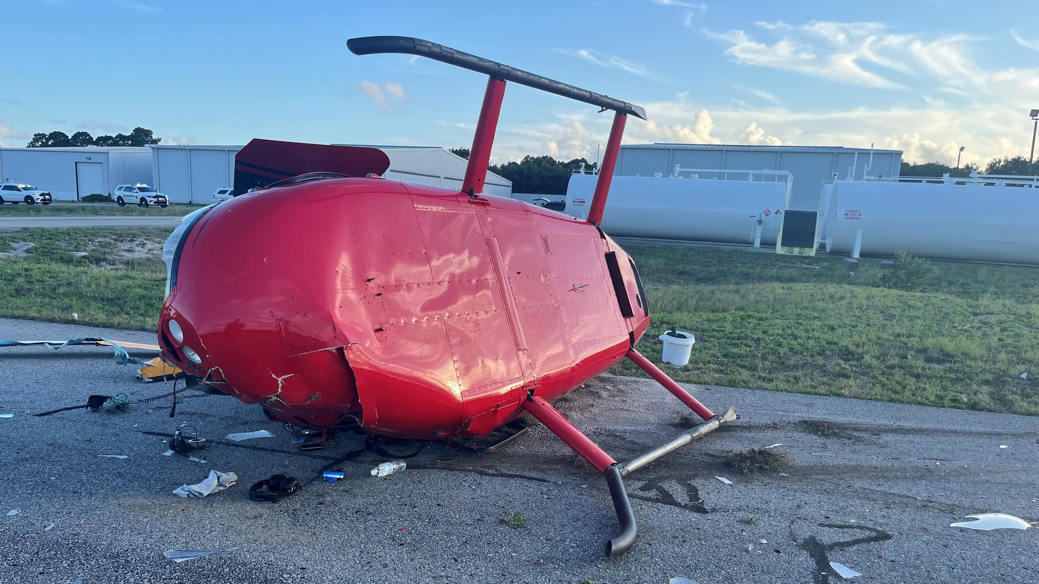 Helicopter crashes at Florida airport, 4 hospitalized