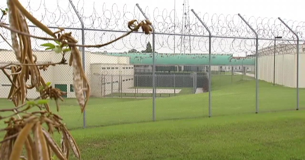 DeSantis reveals plans for second ICE detention center in Florida | FOX ...