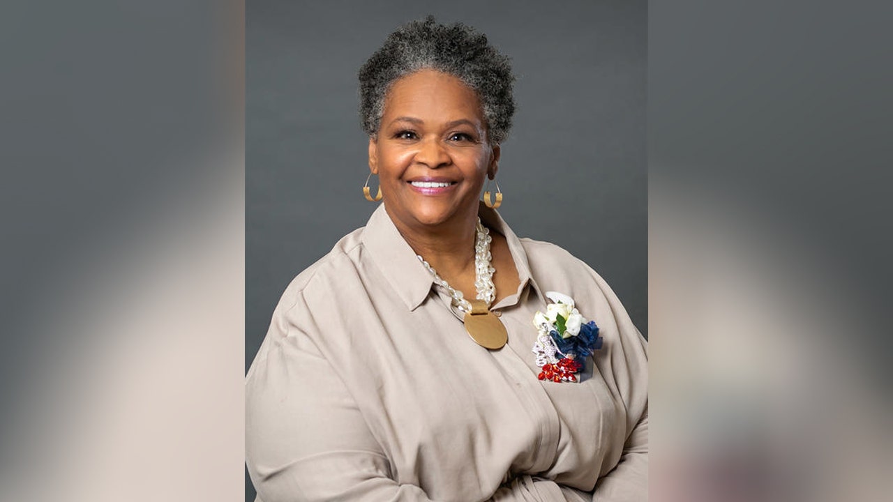 Tampa City Councilwoman Gwendolyn Henderson dies at 60