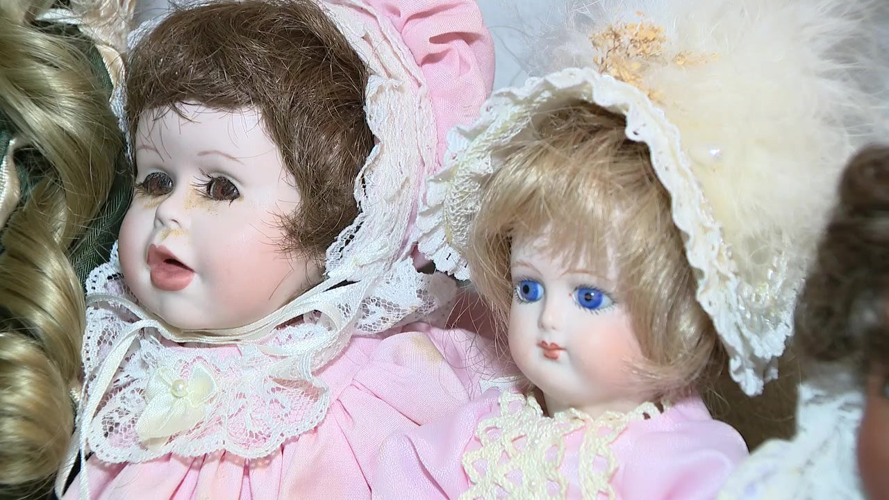 Interested in 1,500 handmade porcelain dolls? A Tampa resident