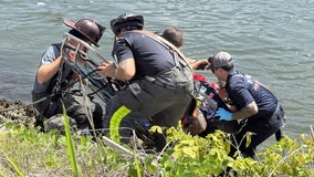 Blind man rescued from water’s edge in Venice after getting stuck: VFR