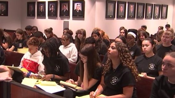 Mock trial camp exposes students to real court procedures