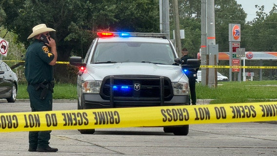 Polk deputies fire at documented gang member who rammed multiple patrol vehicles, injuring deputy: PCSO