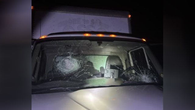 Concrete thrown from Florida overpass, multiple vehicles hit: OCSO