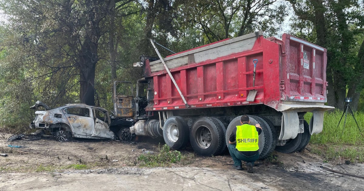 Fiery head-on dump truck crash kills 1 in Polk County: PCSO | FOX 13 ...