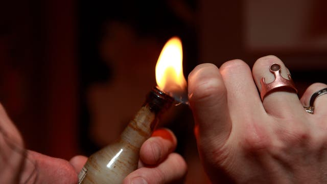 Nurse finds crackpipe hidden in patient's rectum during emergency surgery