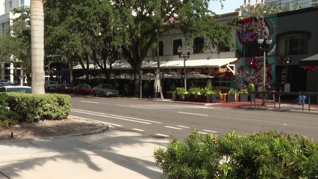 Downtown St. Pete restaurant owner sues city, claims it’s not doing enough to enforce law banning public sleep