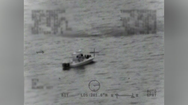 Video: Coast Guard crew rescues 5 people from boat off Sanibel