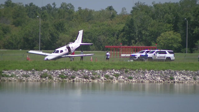 Plane's landing gear collapses after landing at Tampa Executive Airport: Officials