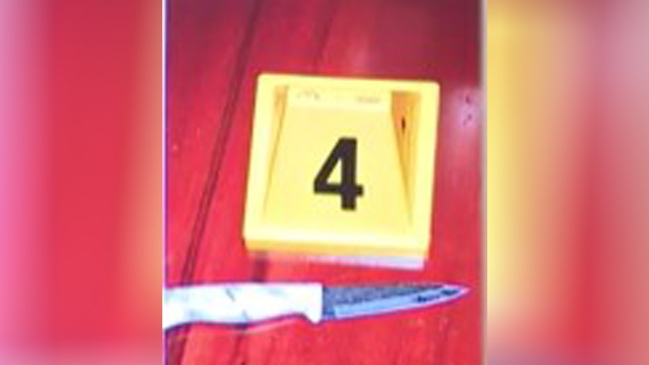 Knife evidence photo