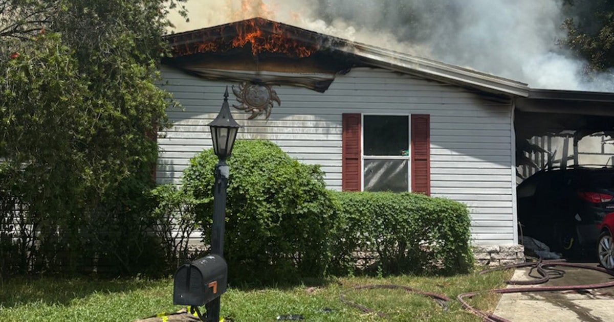 2 dead after mobile home fire in Auburndale | FOX 13 Tampa Bay