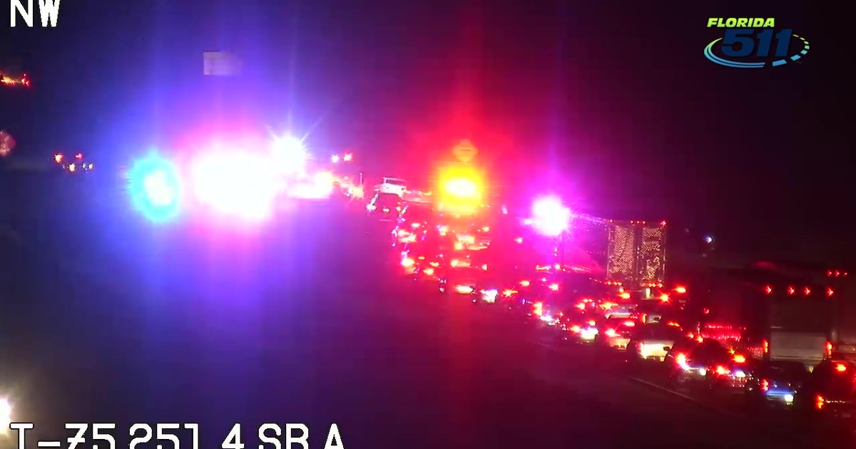 Crash causes traffic delays on I-75 in Hillsborough County | FOX 13 ...