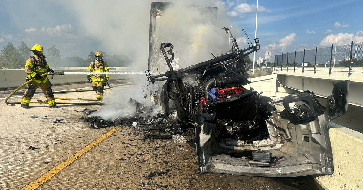 semi-fire-tampa-1.jpg?ve=1&tl=1