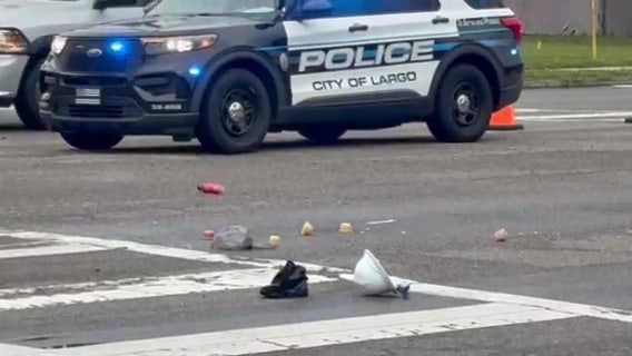 Pedestrian hospitalized after being struck by Jeep in Largo, police say