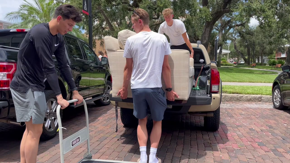 Thousands of students descend on The University of Tampa as move-in week begins