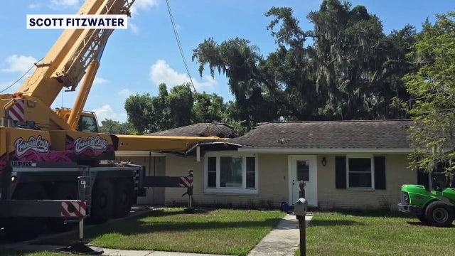 Bartow family narrowly survives after part of 80-ton crane falls through home