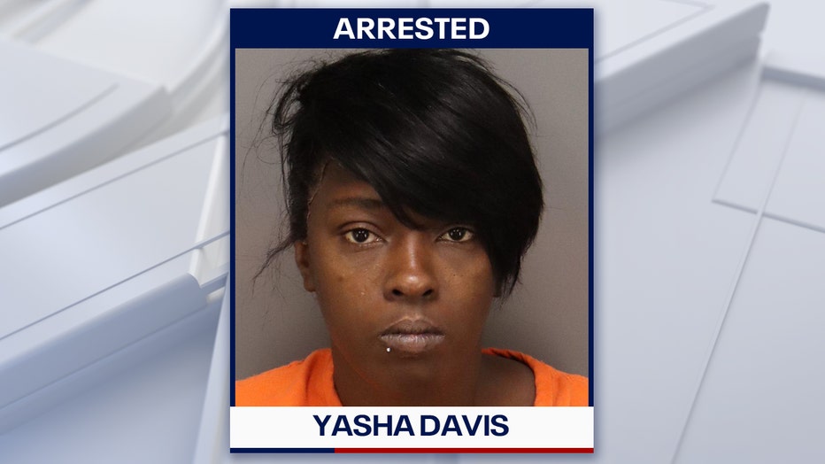 Mugshot of Yasha Davis. Courtesy: Pinellas County Jail.