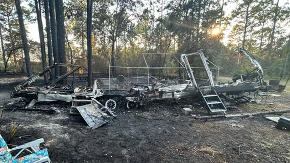Multiple campers, structures destroyed after fire breaks out in Dunnellon: CCFR