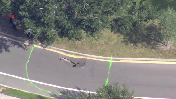Hole opens in Pasco County road, crews diverting traffic