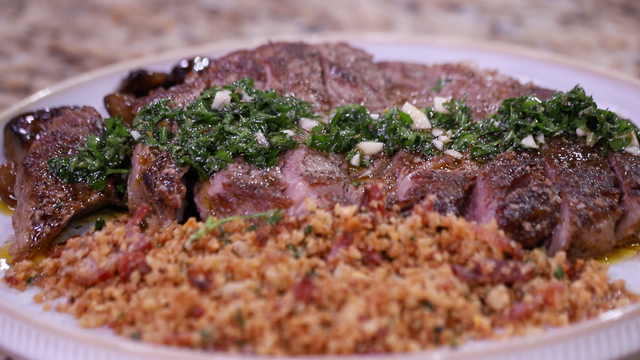 Dinner DeeAs recipe: Steak with Bacon Farofa & Mushrooms