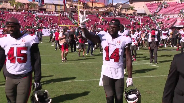 Chris Godwin Jr. makes emotional return to Bucs