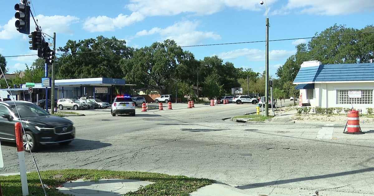Motorcyclist taken to the hospital after Tampa crash | FOX 13 Tampa Bay