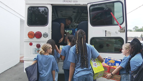 'It's eye opening for them': Tampa school gives back to community with Love Thy Neighbor program