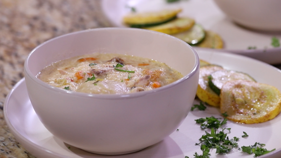 Dinner DeeAs recipe: Grandma's Chicken and Dumplings